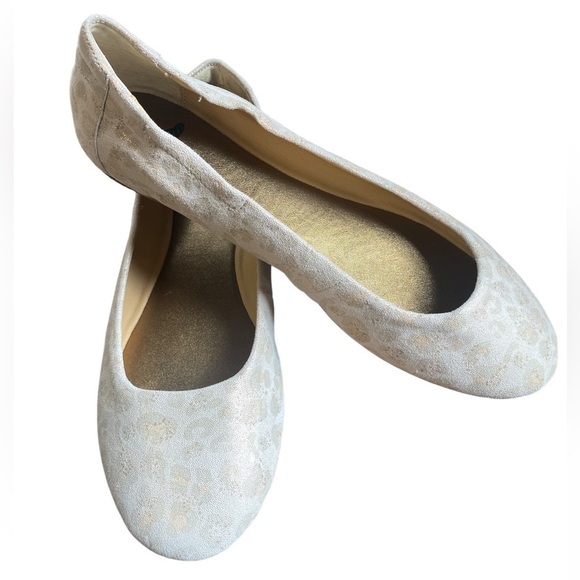 LIVIE & LUCA WOMENS BALLERINA FLATS SZ 10 - Picture 1 of 11